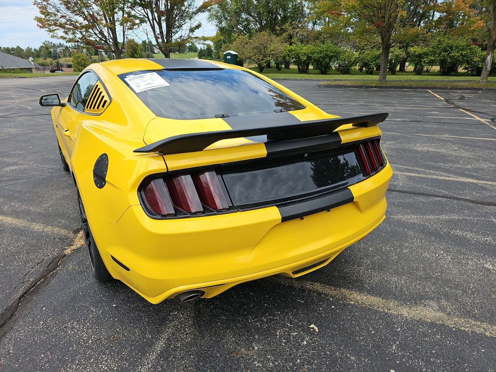 Used 2015 Ford Mustang GT w/ GT Performance Package RWD image 3
