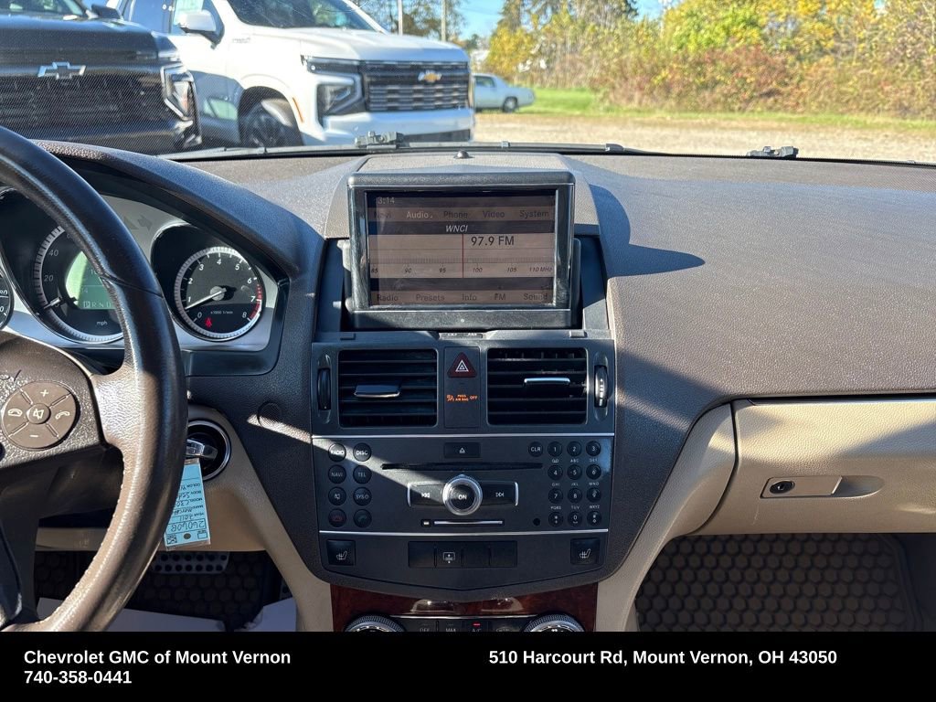 Used 2011 Mercedes-Benz C 300 4MATIC Sedan image 18