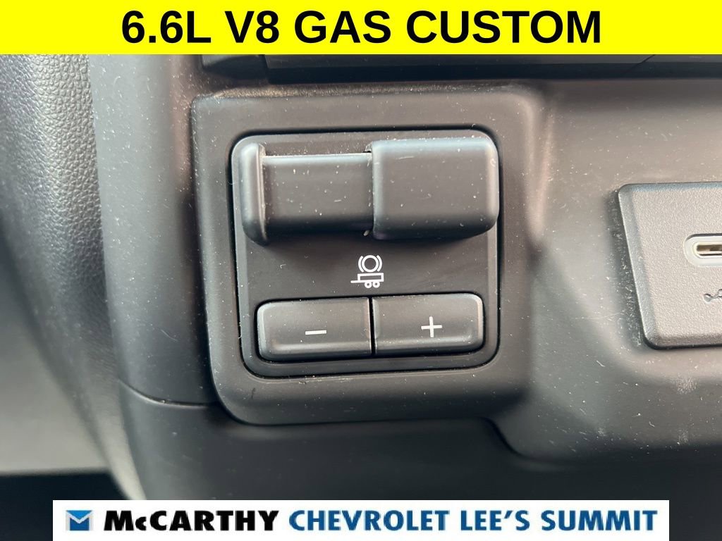 Used 2022 Chevrolet Silverado 2500 Custom w/ Custom Convenience Package image 9