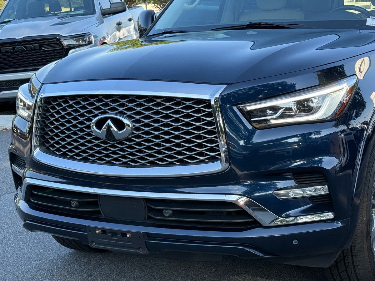 Used 2021 INFINITI QX80 Luxe w/ All-Season Package AWD/4WD image 9