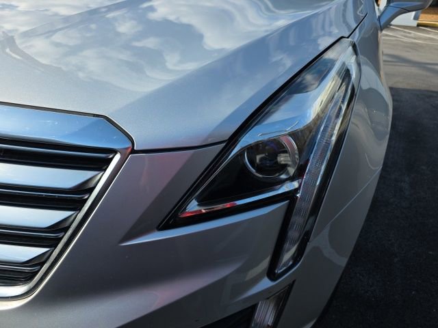 Used 2017 Cadillac XT5 Luxury w/ Driver Awareness Package image 29