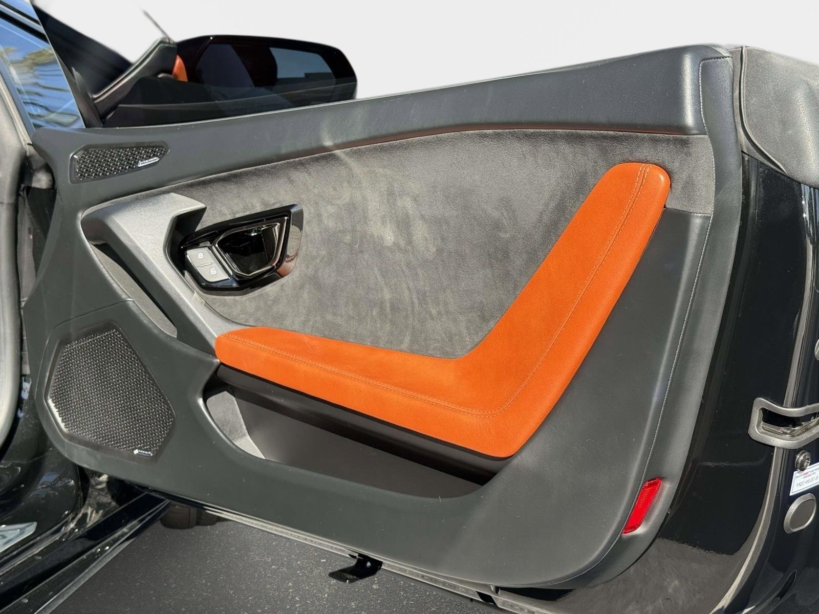 Used 2018 Lamborghini Huracan LP 610-4 AWD/4WD image 24