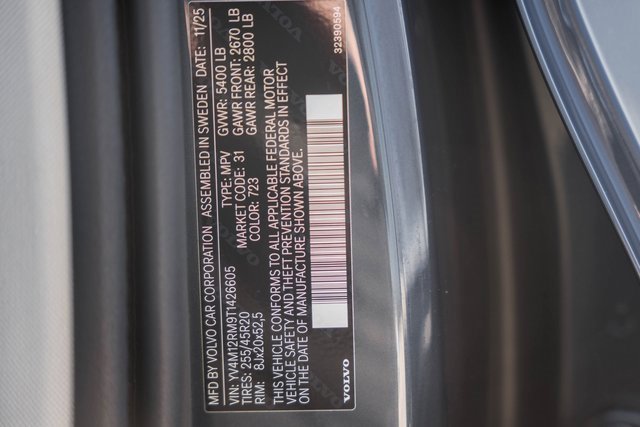 New 2026 Volvo XC60 B5 Ultra w/ Protection Package Premier image 41