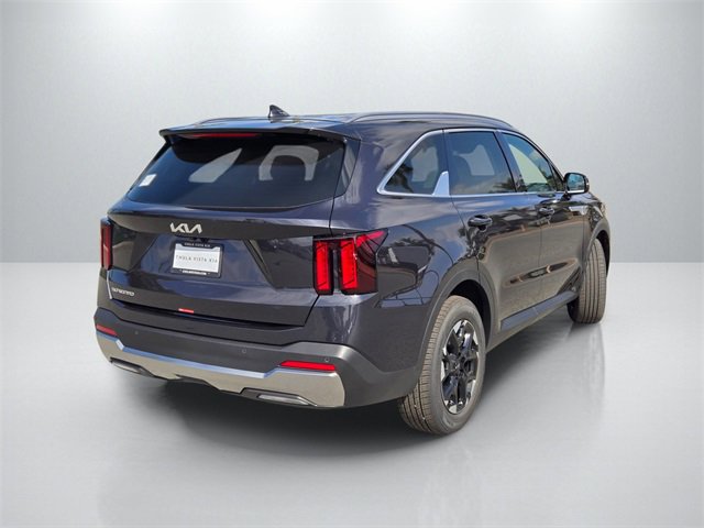 New 2026 Kia Sorento S image 4
