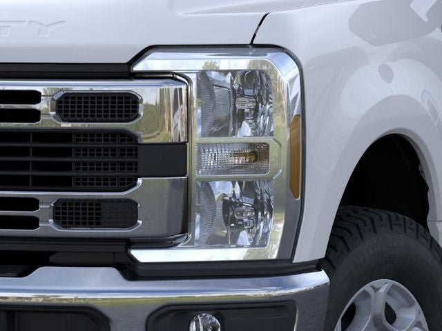 New 2026 Ford F350 XLT w/ FX4 Off-Road Package AWD/4WD image 18
