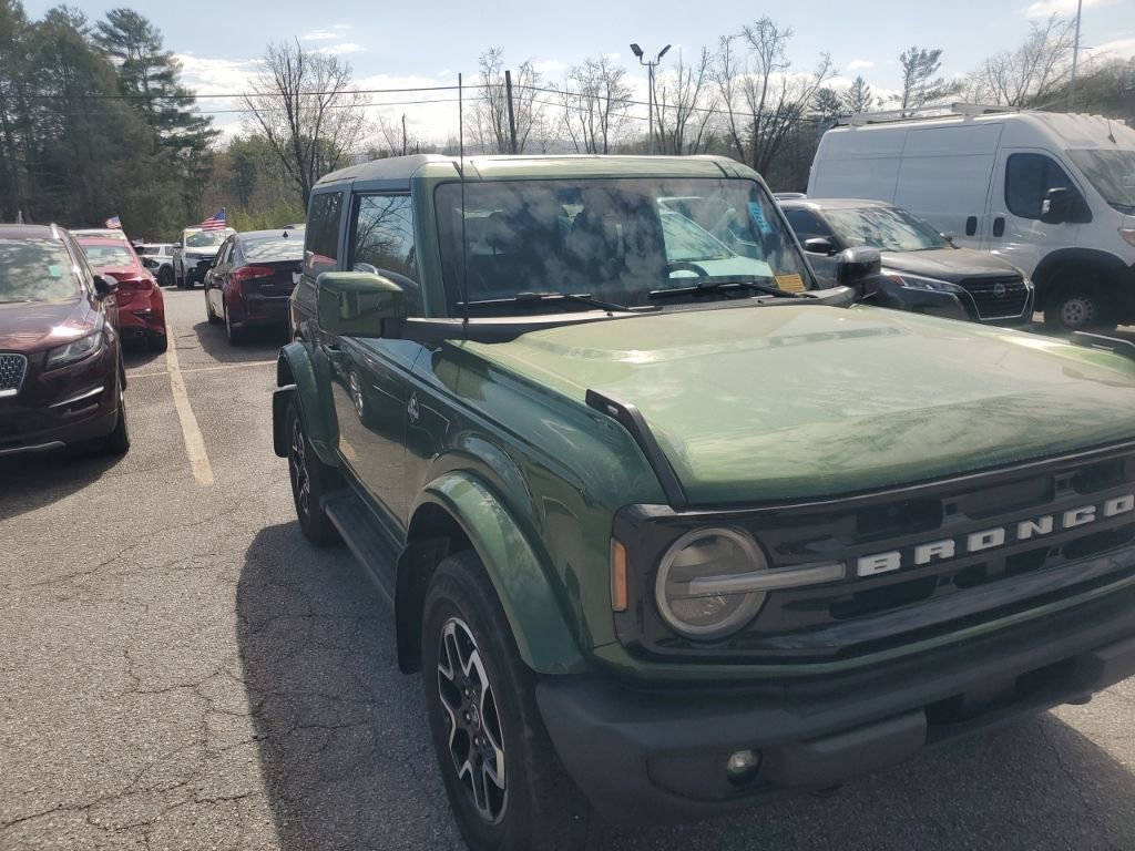 Used 2023 Ford Bronco Outer Banks image 4