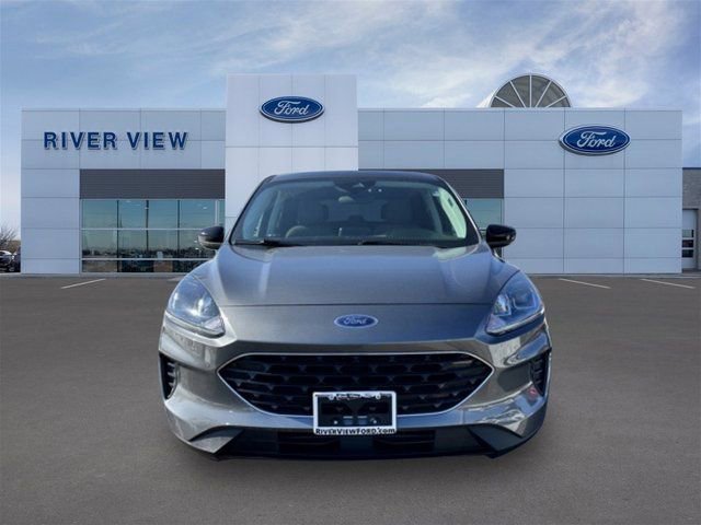 Used 2022 Ford Escape SE w/ SE Sport Appearance Package AWD/4WD image 2