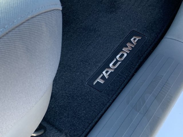 Used 2014 Toyota Tacoma 4x4 Double Cab w/ TRD Off-Road Package image 14