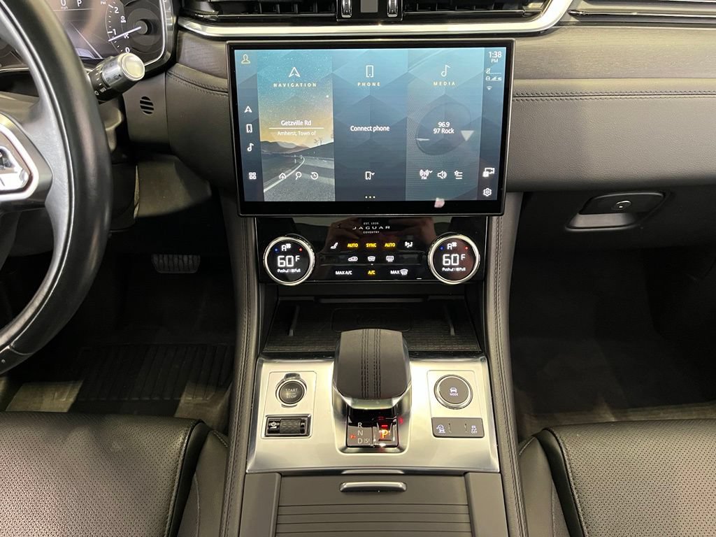 Used 2022 Jaguar F-PACE S AWD/4WD image 34