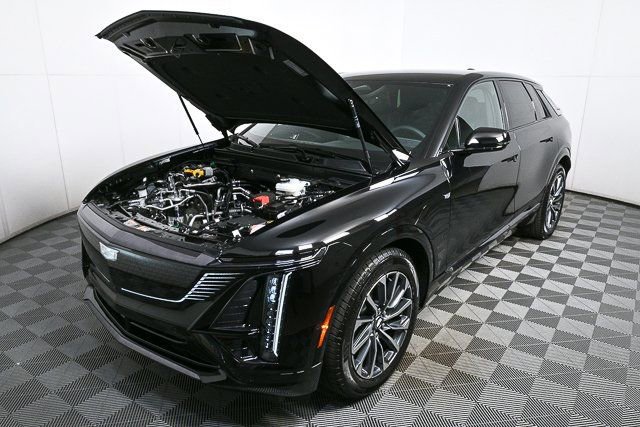 New 2026 Cadillac Lyriq Premium Sport image 34