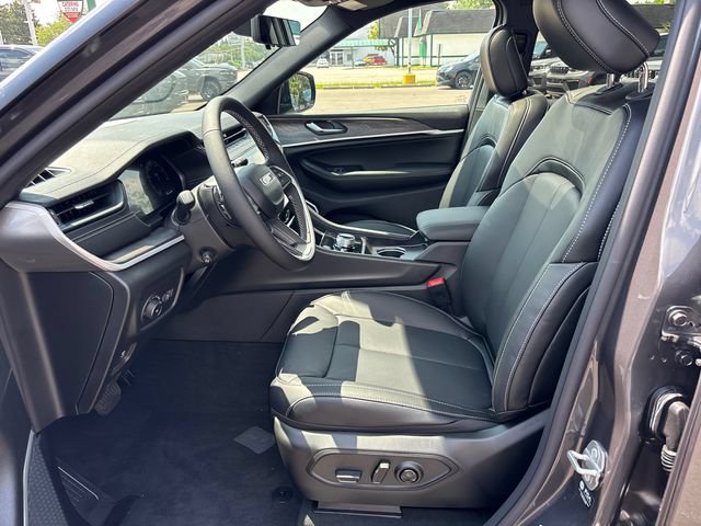 New 2026 Jeep Grand Cherokee Limited AWD/4WD image 6