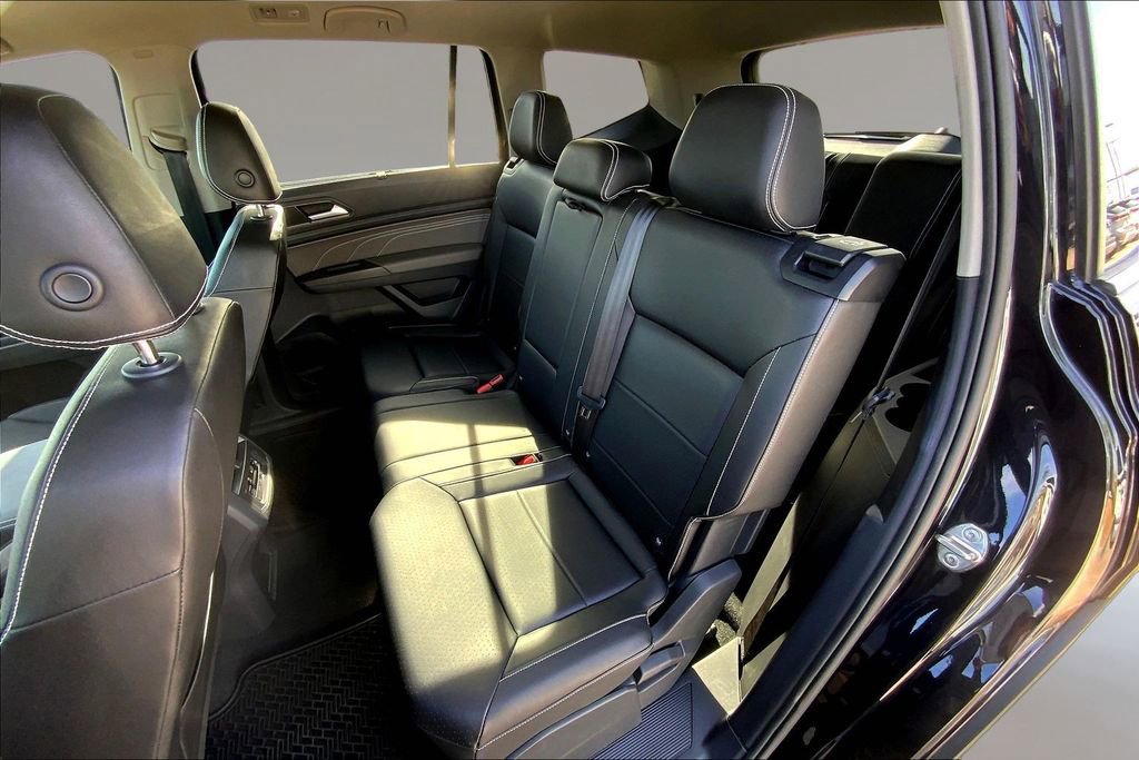 Used 2023 Volkswagen Atlas SE w/ Panoramic Sunroof Package image 25