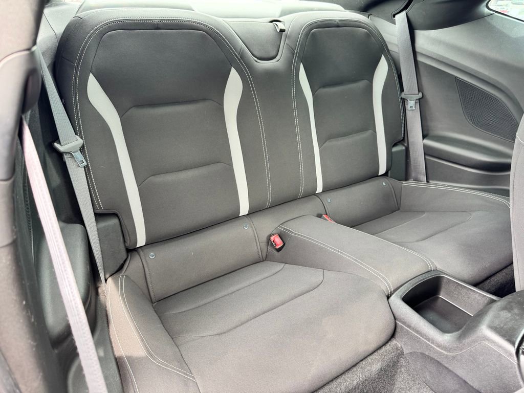 Used 2018 Chevrolet Camaro SS RWD image 14
