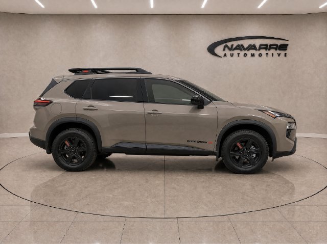 Used 2026 Nissan Rogue SV AWD/4WD image 10