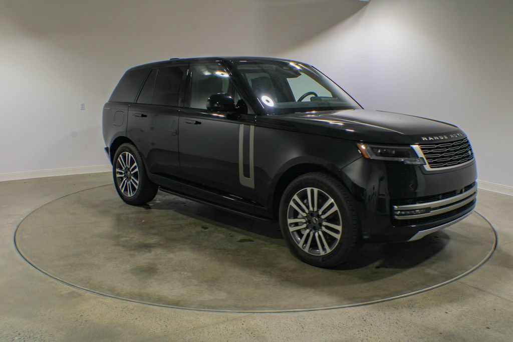 Used 2024 Land Rover Range Rover SE AWD/4WD image 8