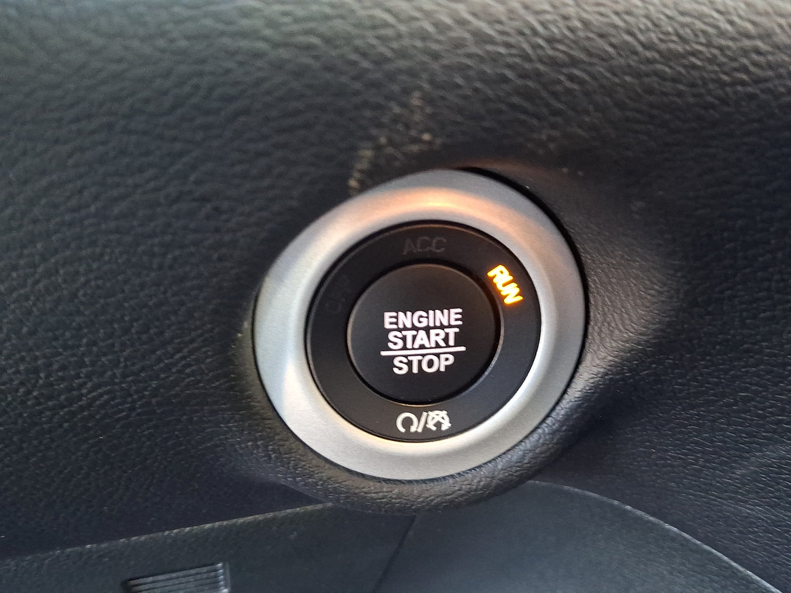 Used 2026 Chrysler Pacifica Select FWD image 23