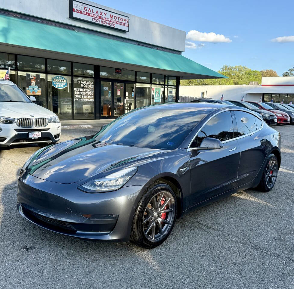 Used 2018 Tesla Model 3 Long Range image 1