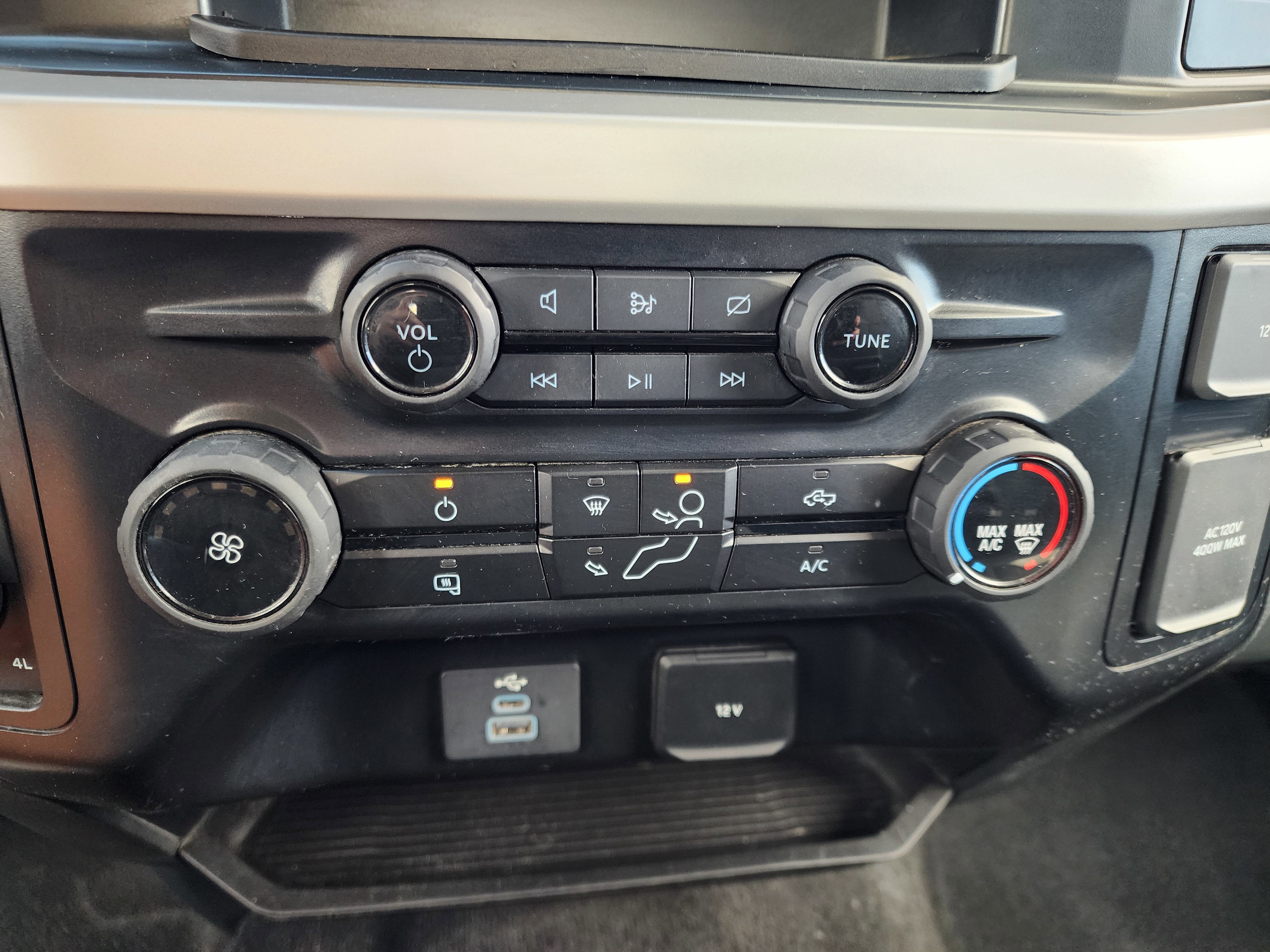 Used 2024 Ford F250 XLT image 27