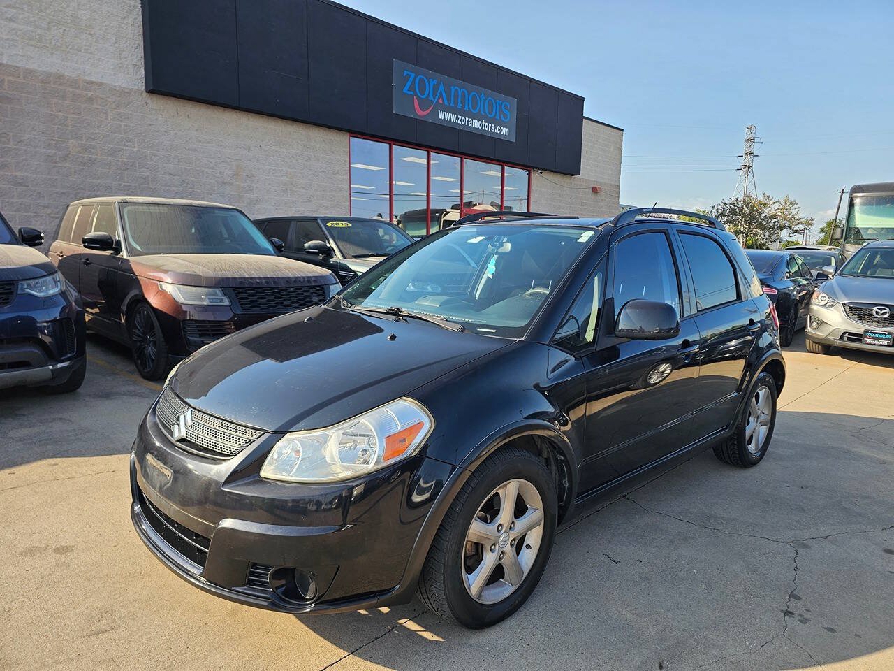Used 2009 Suzuki SX4 Hatchback FWD image 2