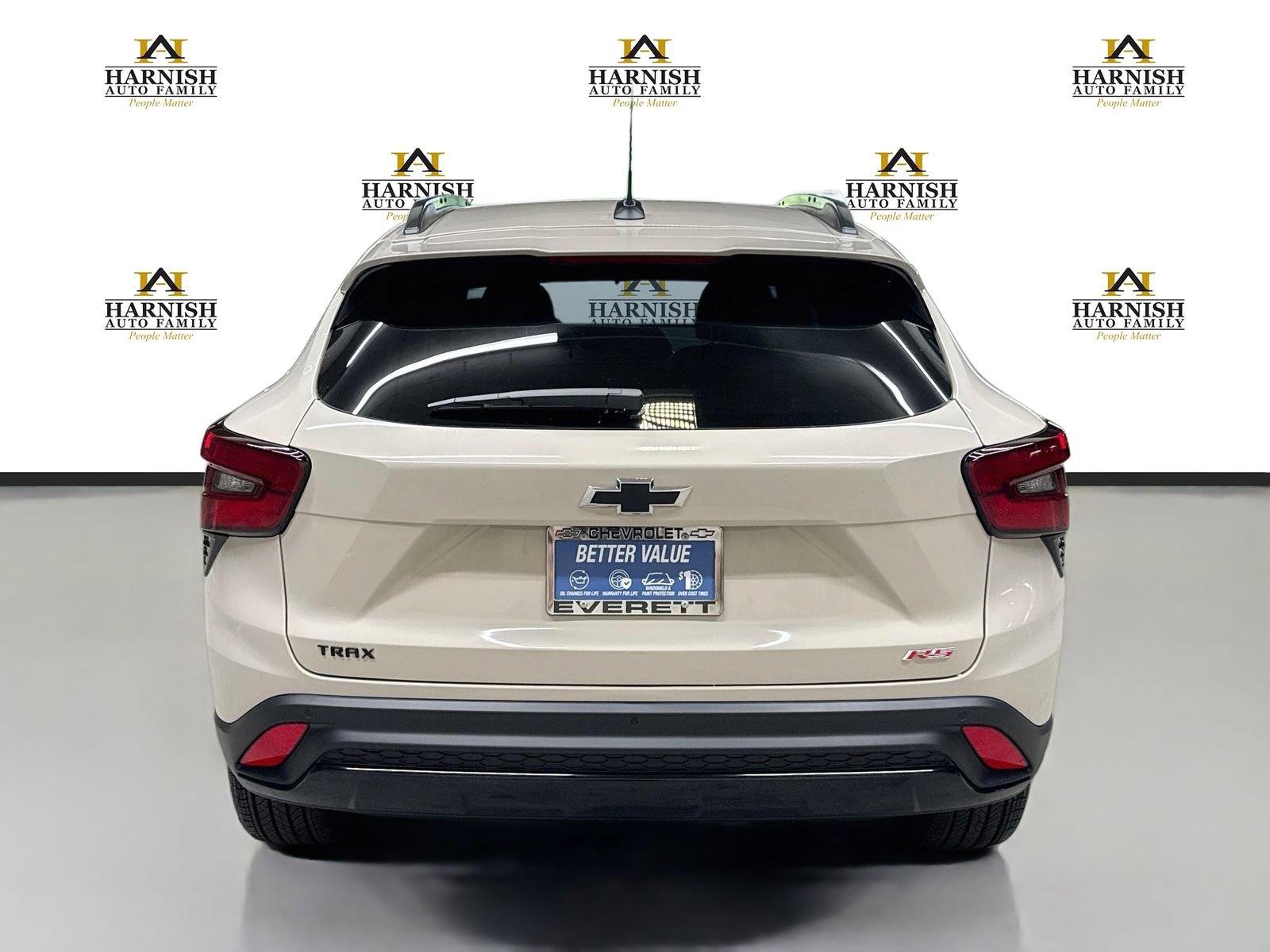 New 2026 Chevrolet Trax RS w/ Sunroof Package FWD image 6