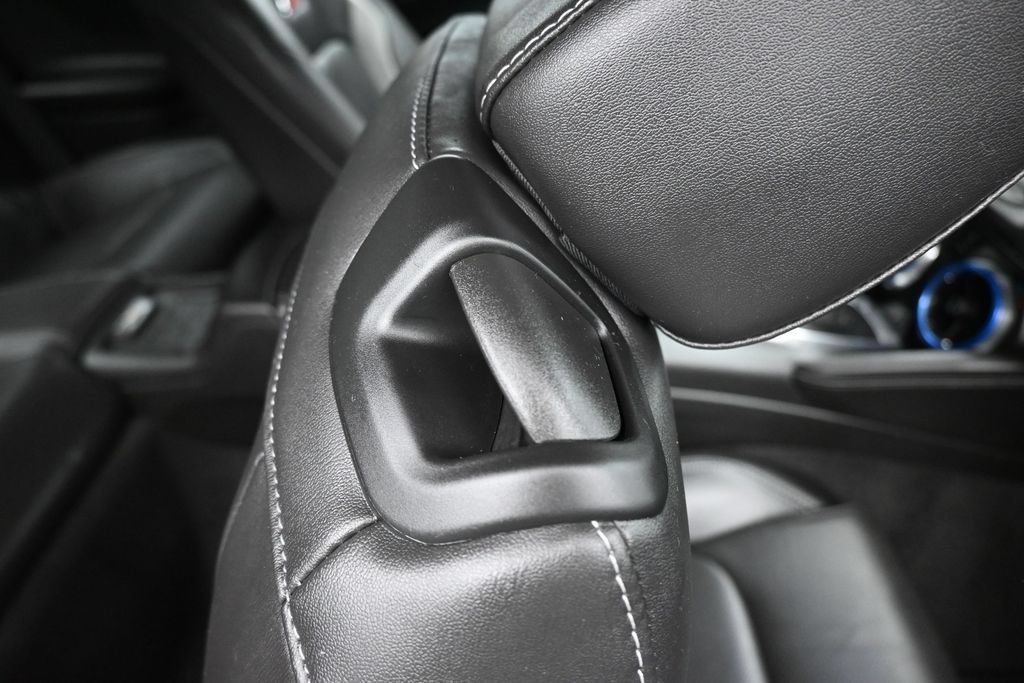 Used 2018 Chevrolet Camaro SS RWD image 38