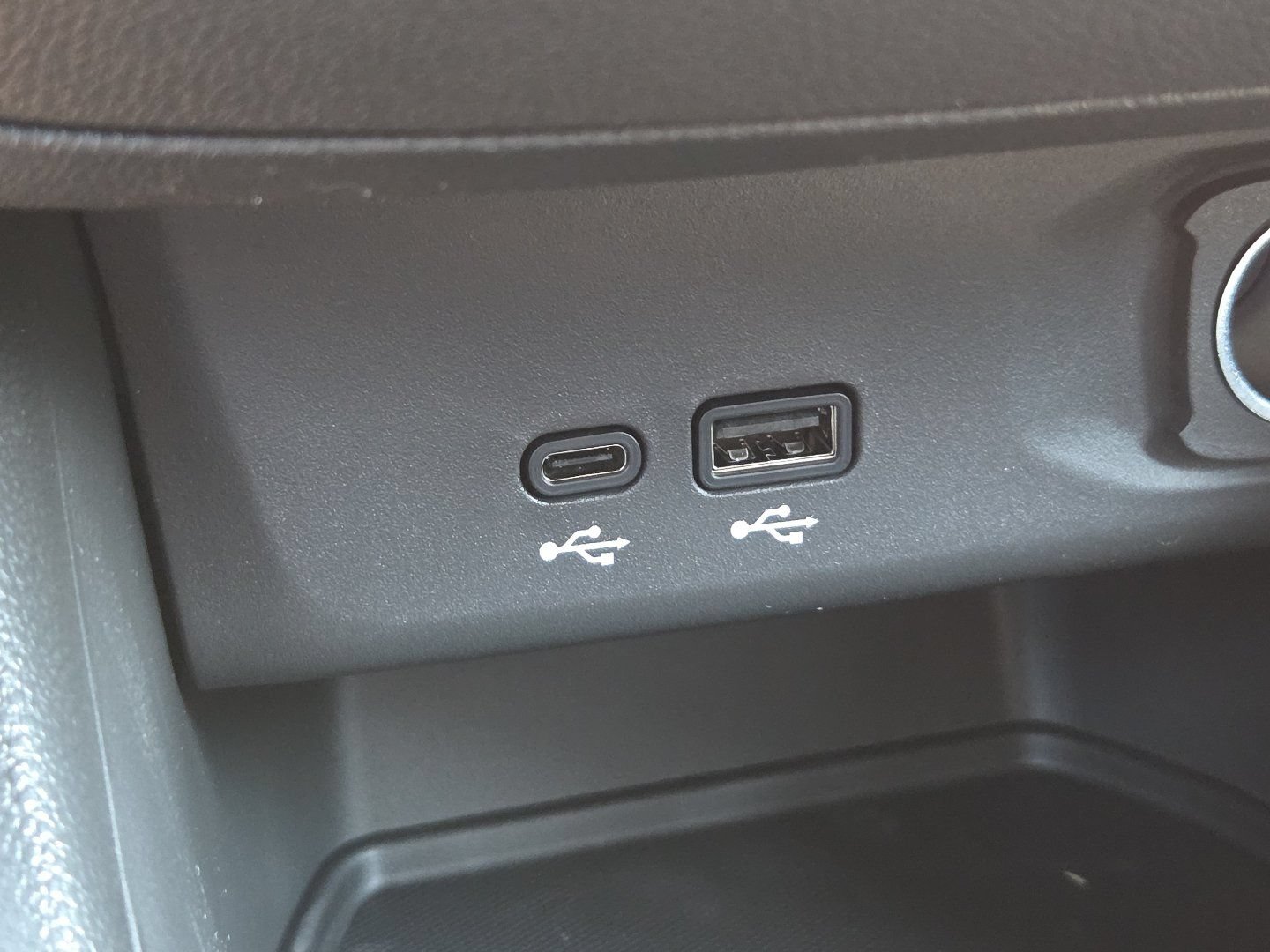 New 2026 Buick Envista Sport Touring w/ Convenience I Package FWD image 32