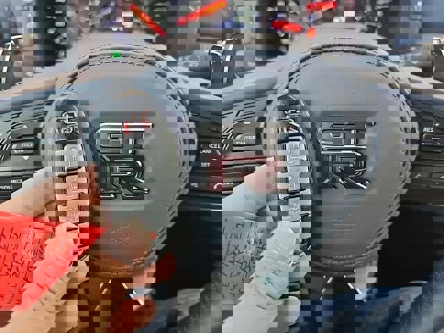 Used 2020 Nissan GT-R Premium image 5