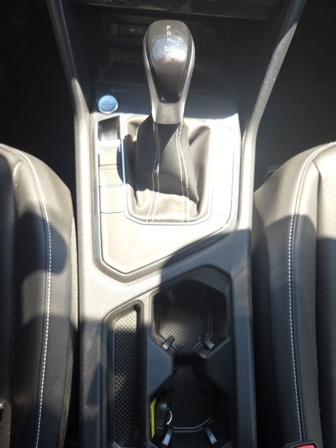 Used 2023 Volkswagen Tiguan SE FWD image 18