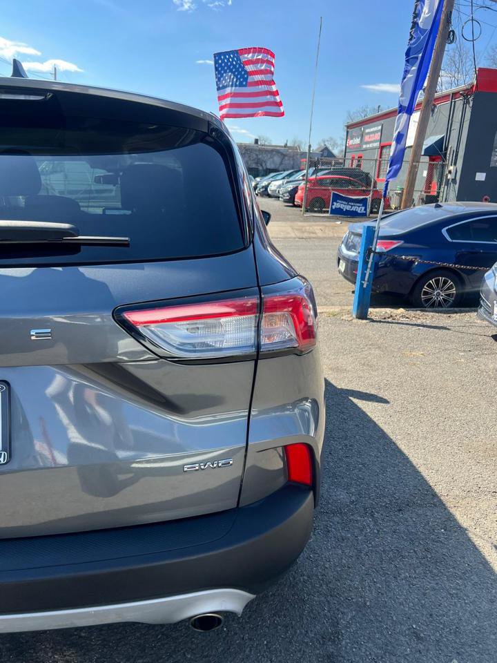 Used 2022 Ford Escape SE AWD/4WD image 6