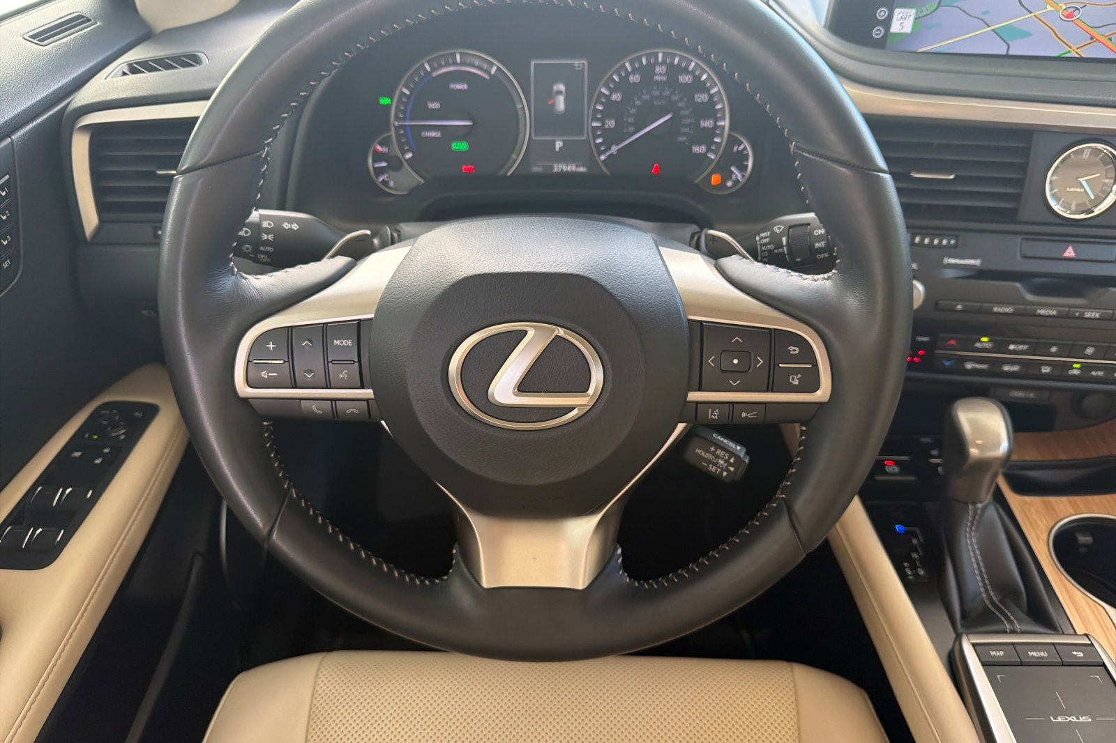 Certified 2022 Lexus RX 450hL AWD w/ Premium Package image 18