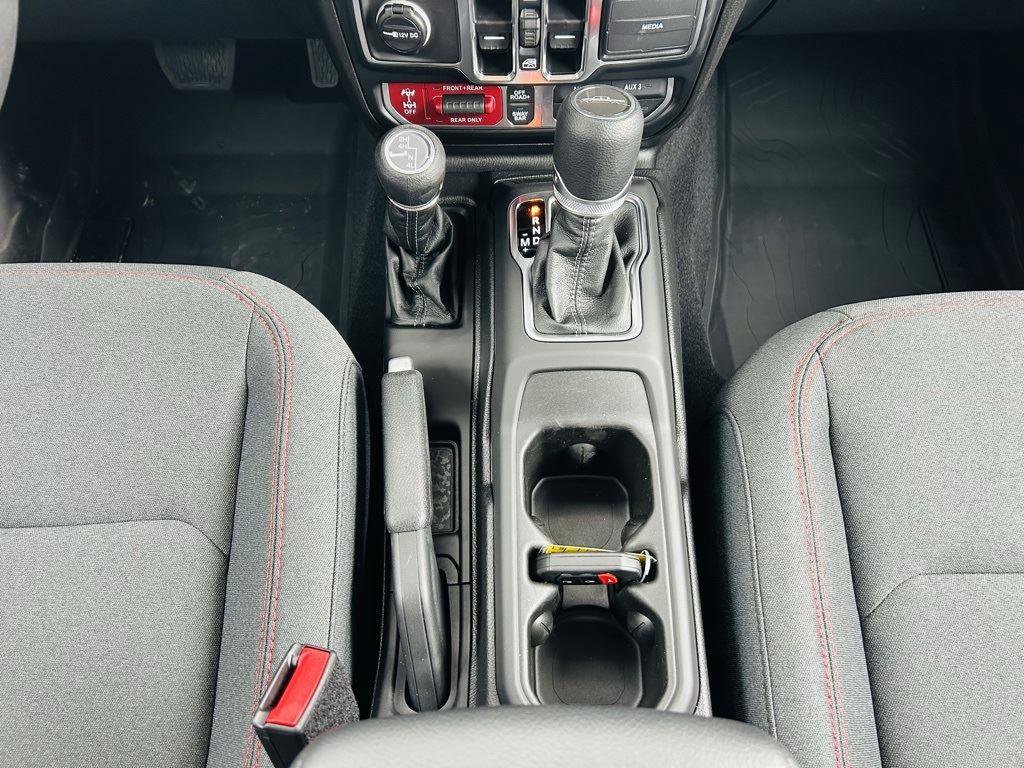 New 2025 Jeep Gladiator Rubicon image 20