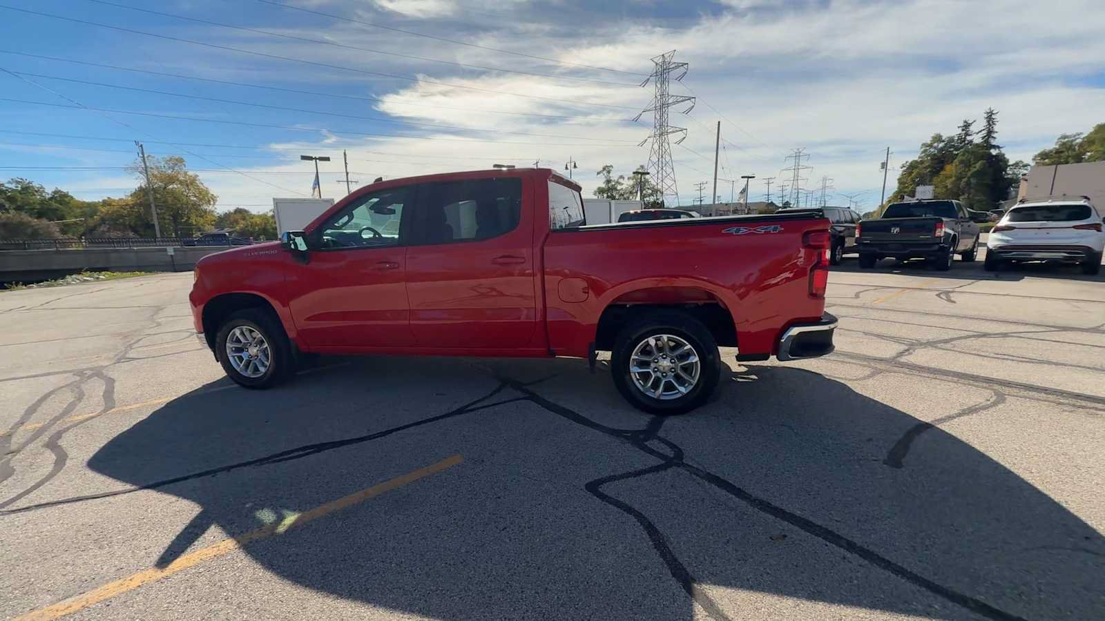 Certified 2024 Chevrolet Silverado 1500 LT AWD/4WD image 5