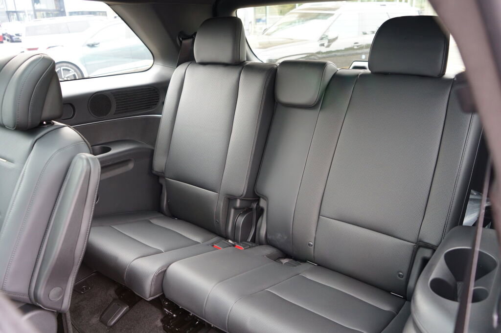 Used 2026 Hyundai Palisade Calligraphy image 17