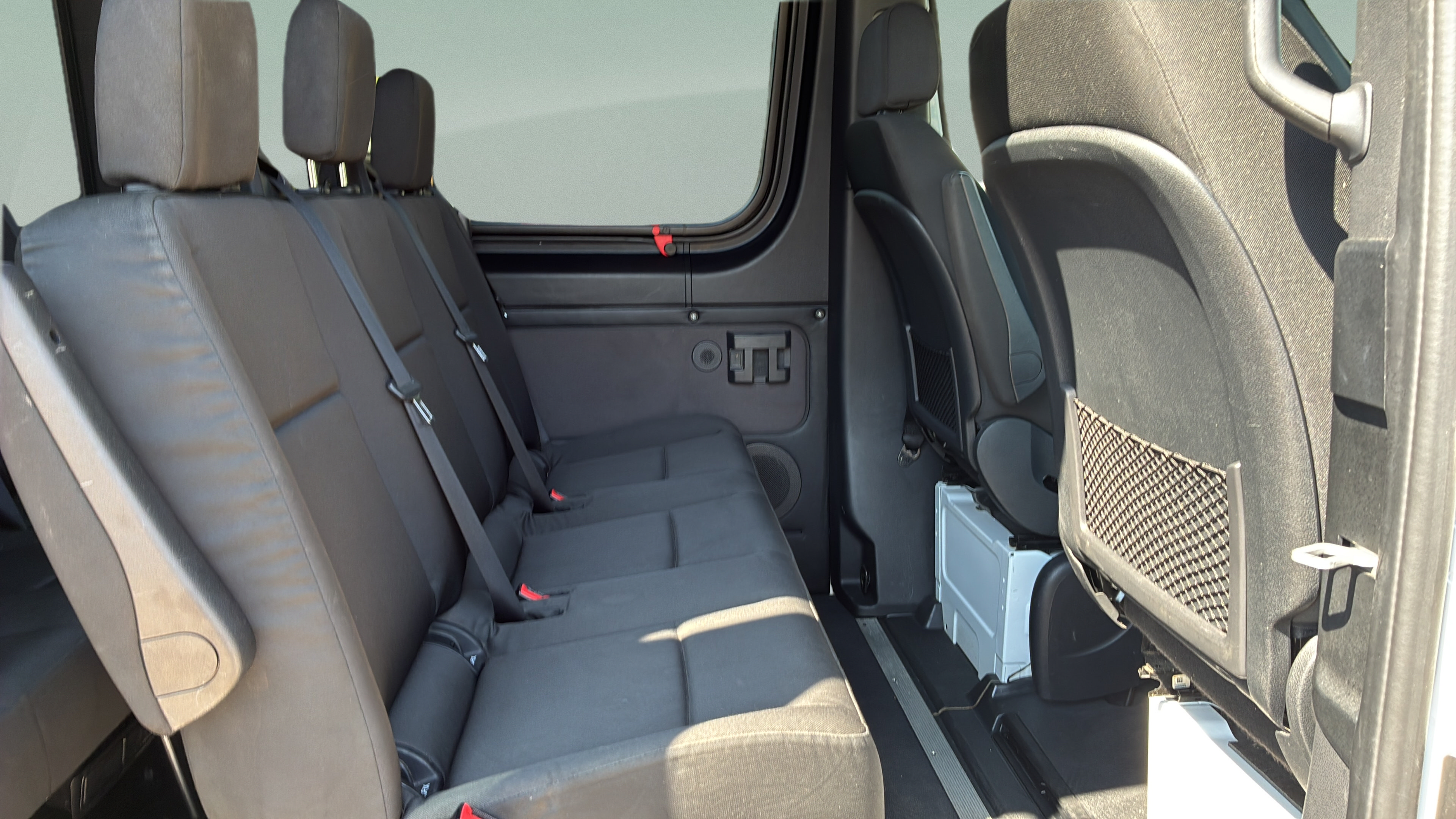 Used 2025 Mercedes-Benz Sprinter 2500 image 20
