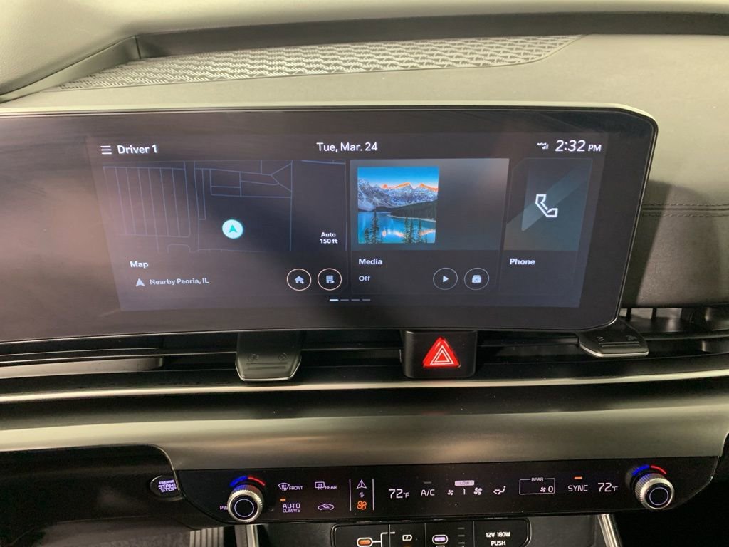 Used 2025 Kia Carnival SX Prestige image 26