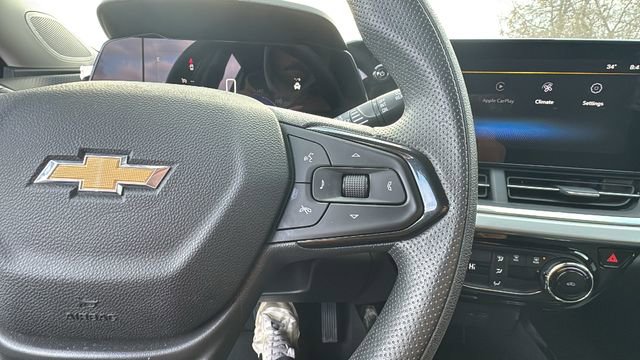 Used 2024 Chevrolet Trax LT image 17