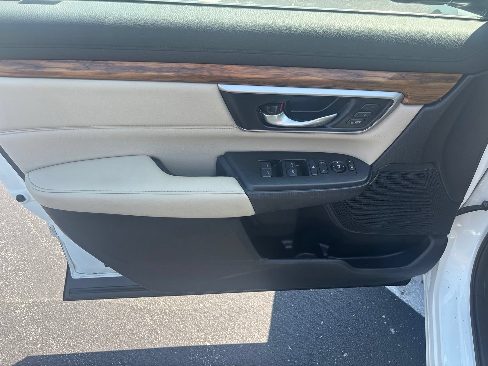 Used 2018 Honda CR-V EX-L image 11