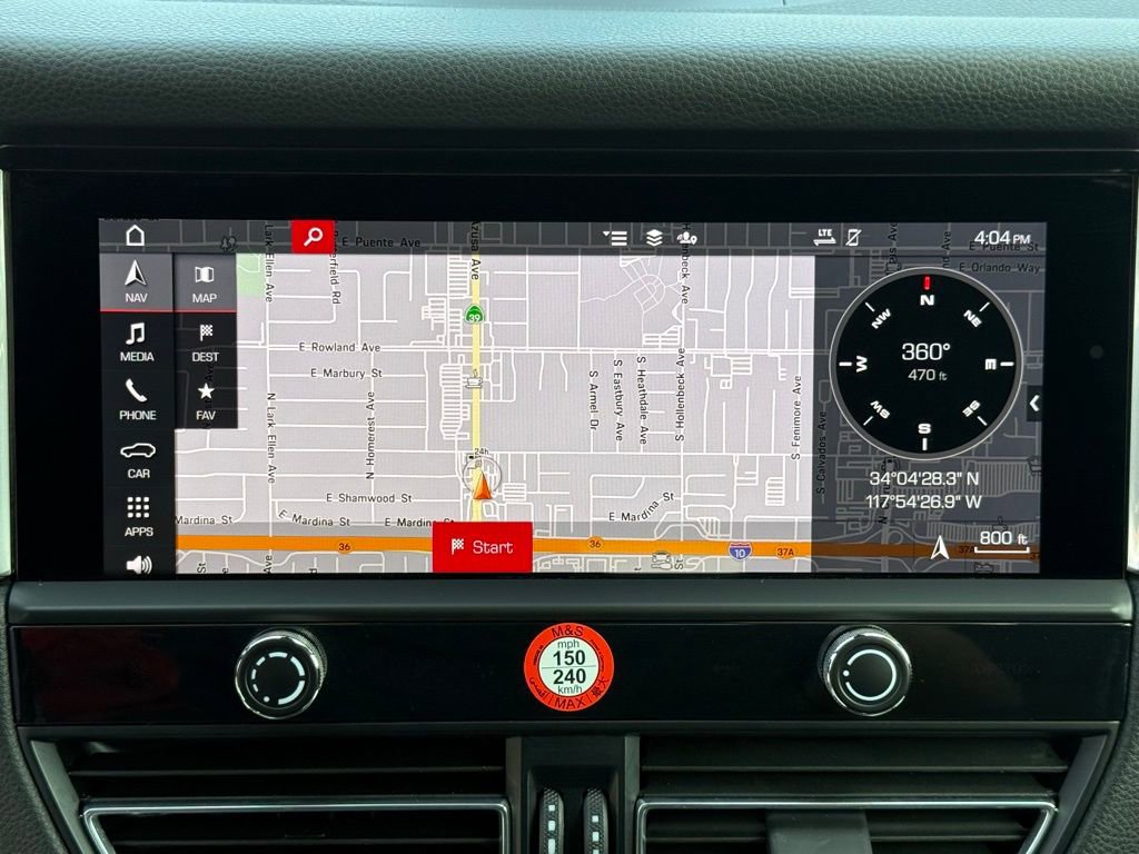 Used 2025 Porsche Macan image 26