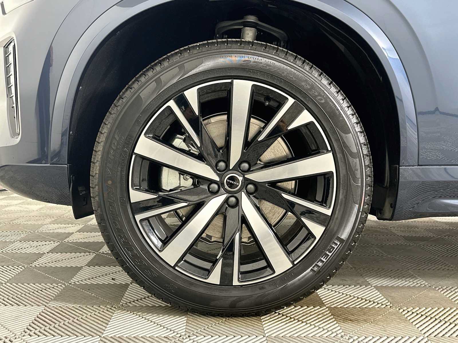 Used 2026 Volvo XC90 B5 Core AWD/4WD image 30