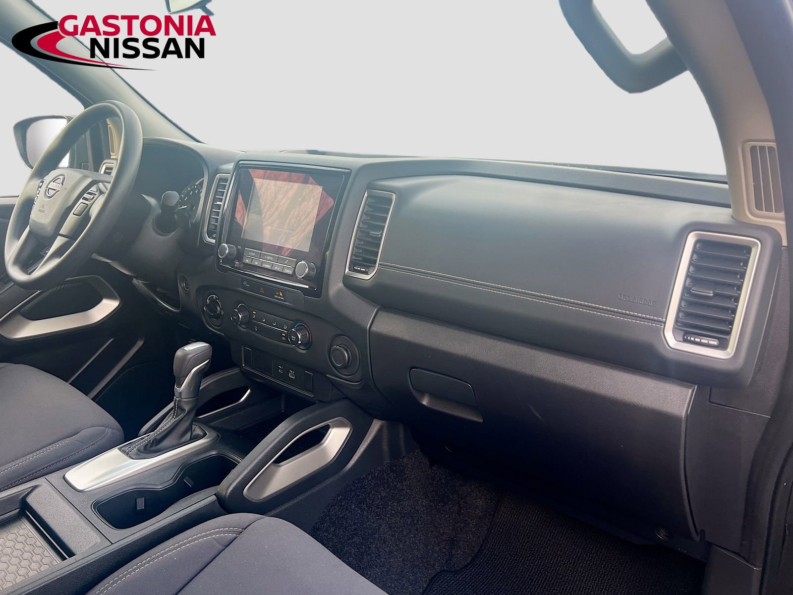 Used 2023 Nissan Frontier SV image 35