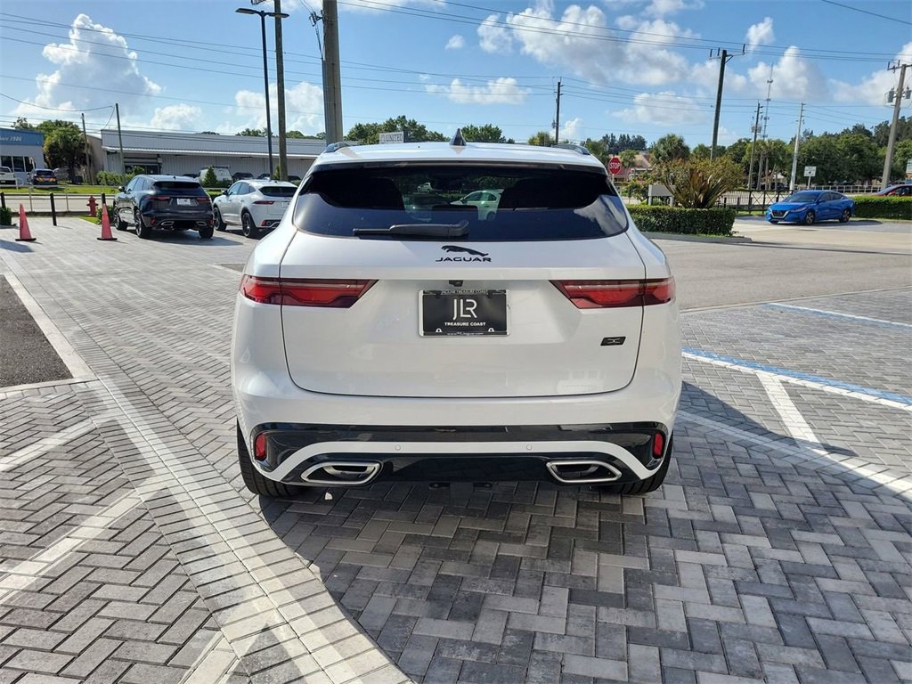 Used 2026 Jaguar F-PACE R-Dynamic S image 4