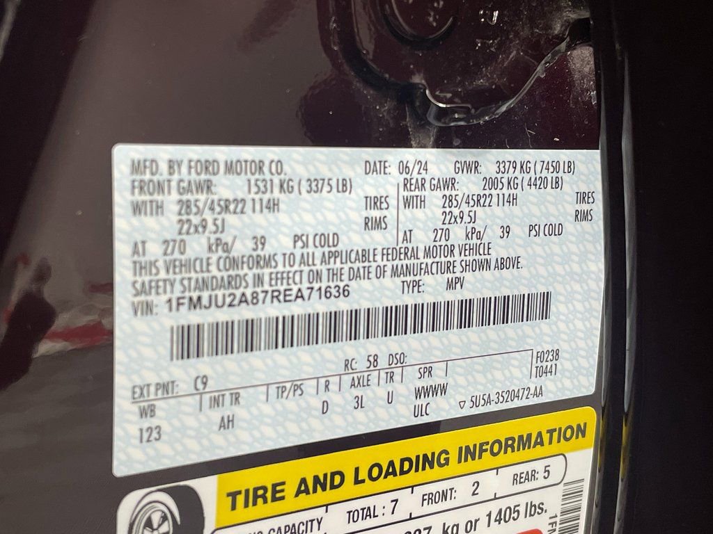 Used 2024 Ford Expedition Limited image 28