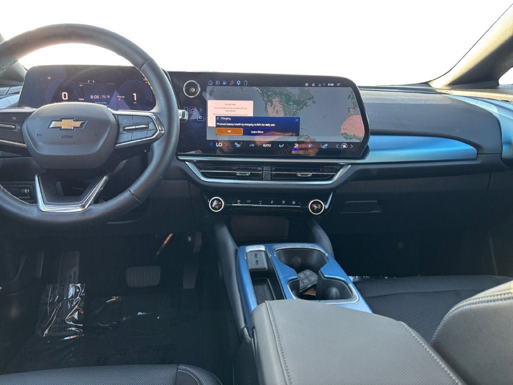 Certified 2025 Chevrolet Equinox EV LT w/ Convenience Package FWD image 15