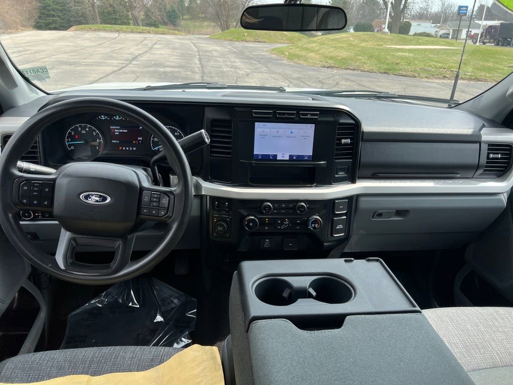 Used 2024 Ford F250 XLT image 30