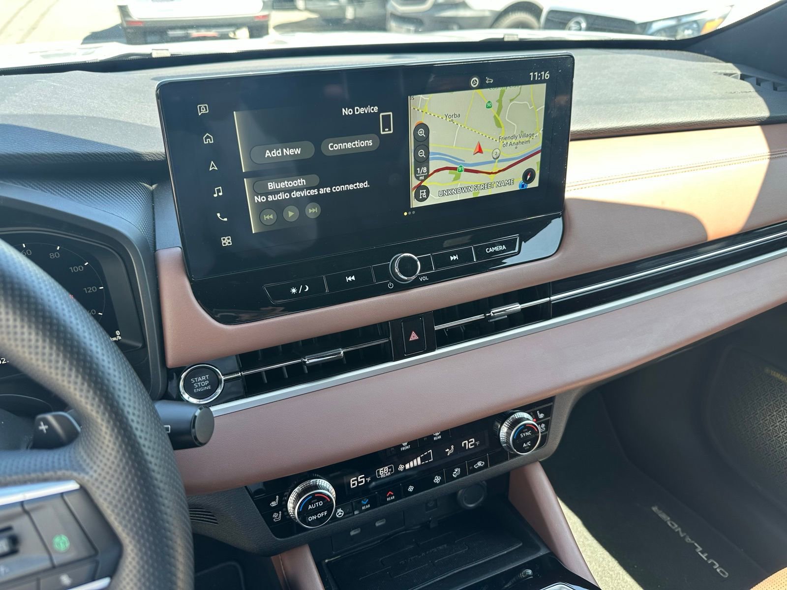 Used 2025 Mitsubishi Outlander SEL image 4