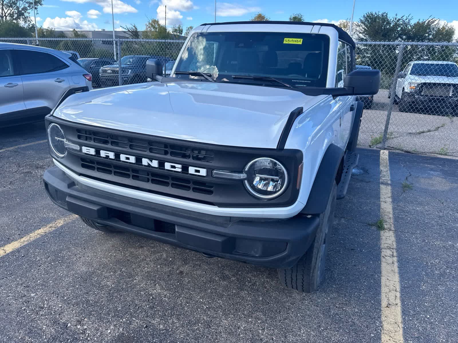 Used 2025 Ford Bronco Big Bend AWD/4WD image 3