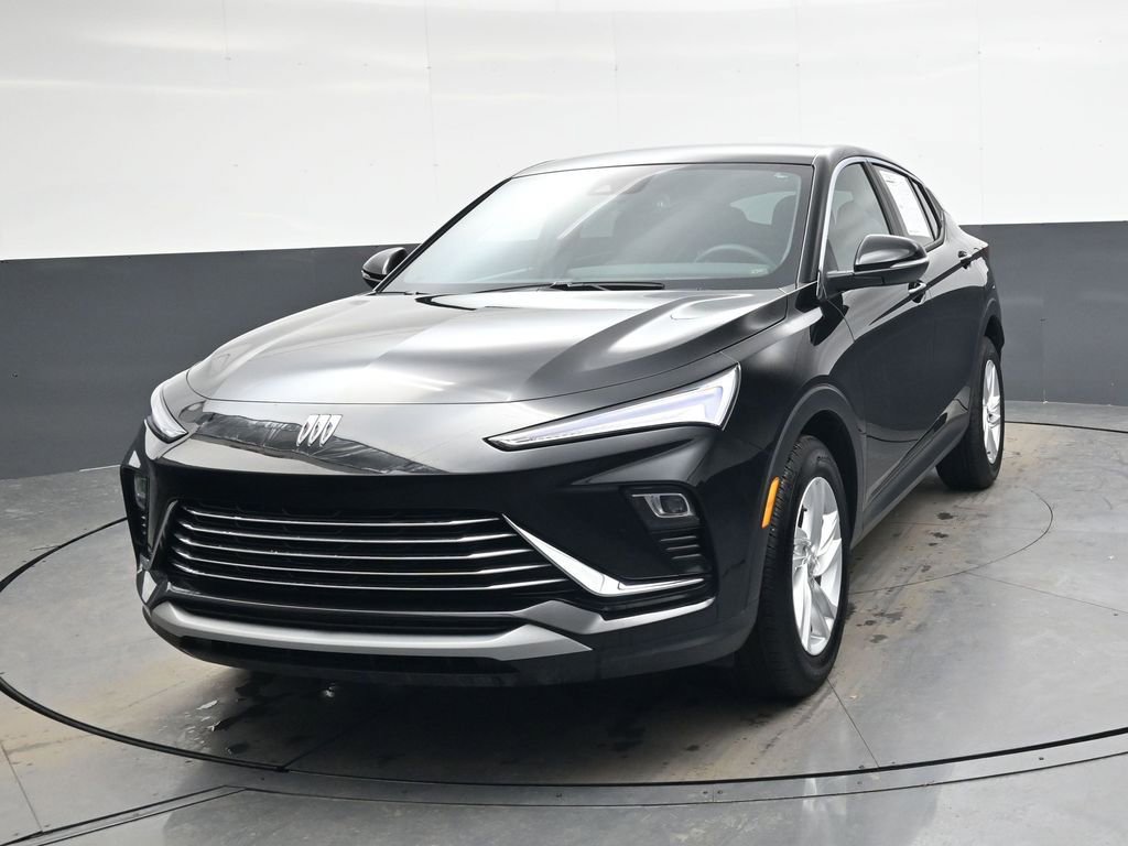 Used 2025 Buick Envista Preferred w/ Advanced Safety Package image 9