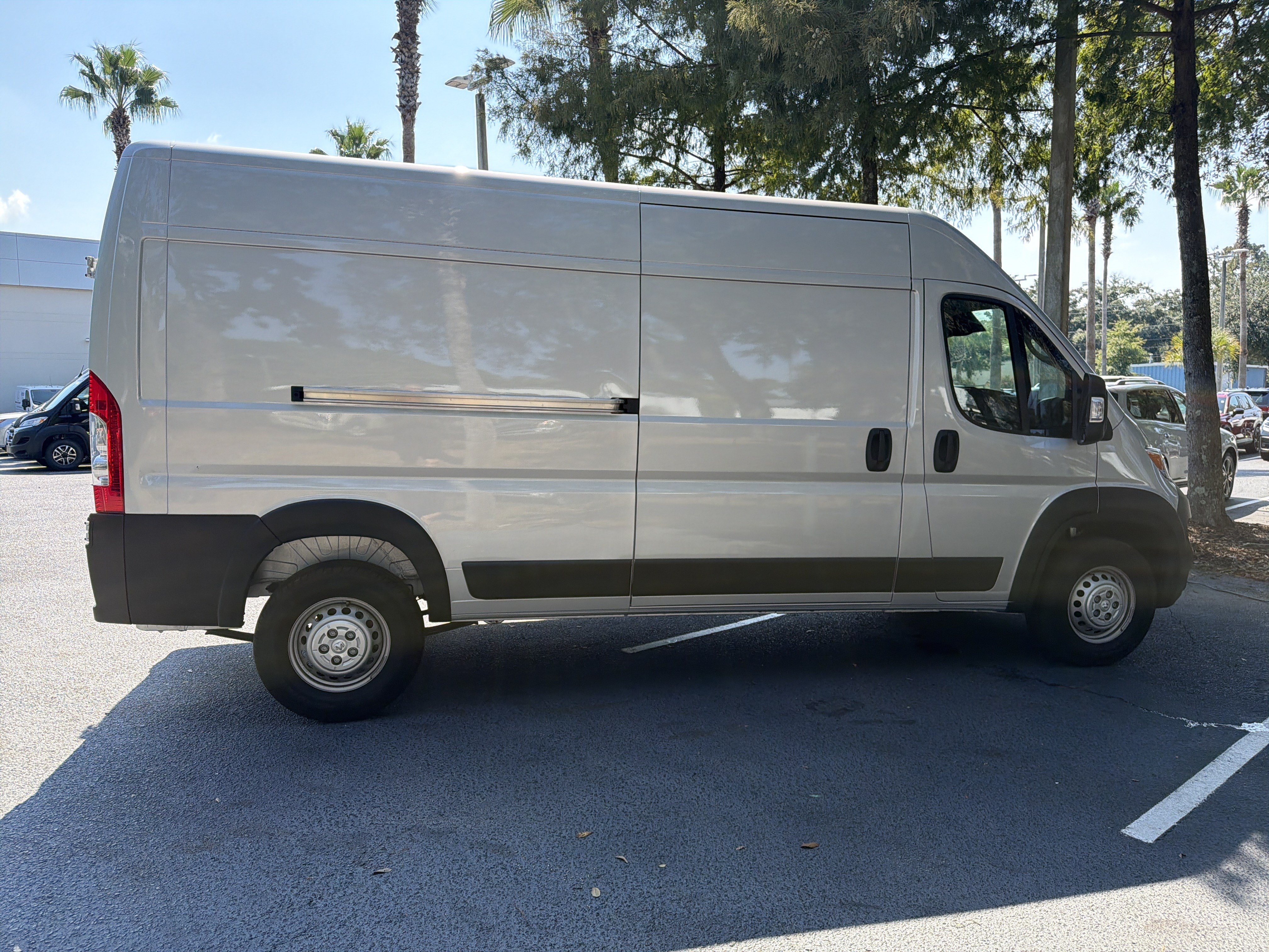 Used 2026 RAM ProMaster 3500 w/ Safety Group FWD image 10