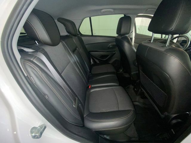 Used 2019 Chevrolet Trax LT w/ LT Convenience Package FWD image 31