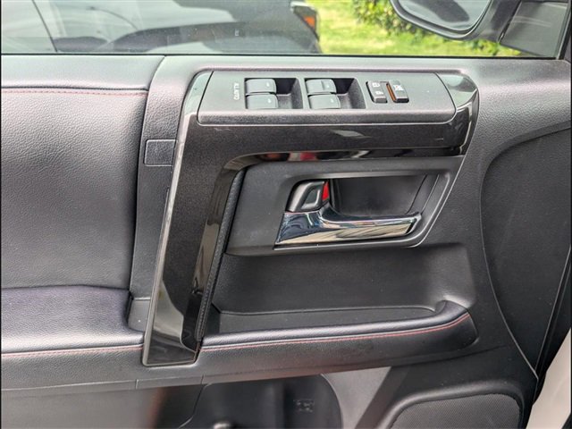 Used 2022 Toyota 4Runner TRD Off-Road image 13